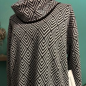 NWT CALVIN KLEIN L beautiful oversized blue and cream tunic sweater